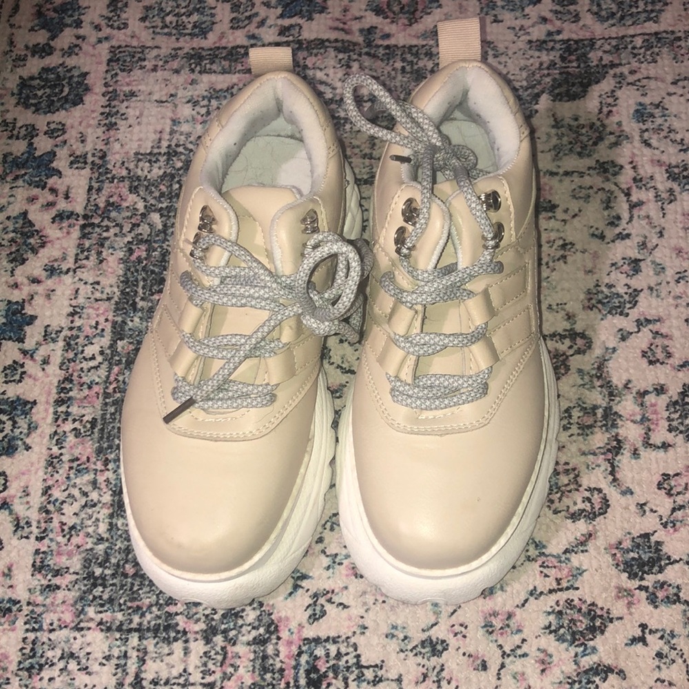 Tan rave platform sneakers size 36 (6)